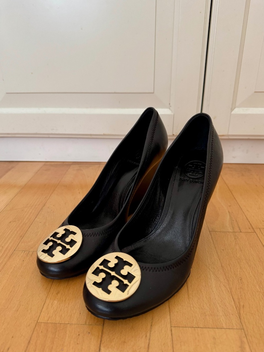 Tory Burch Sally Wedges Black 10M